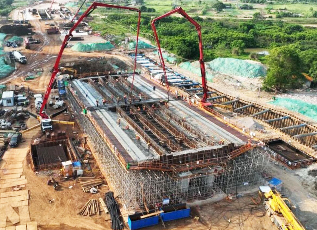 美兰国际机场快速通道(海口市江东新区快速通道工程(白驹大道至现状桂林洋互通段、新增SE匝道及局部移位桥墩))